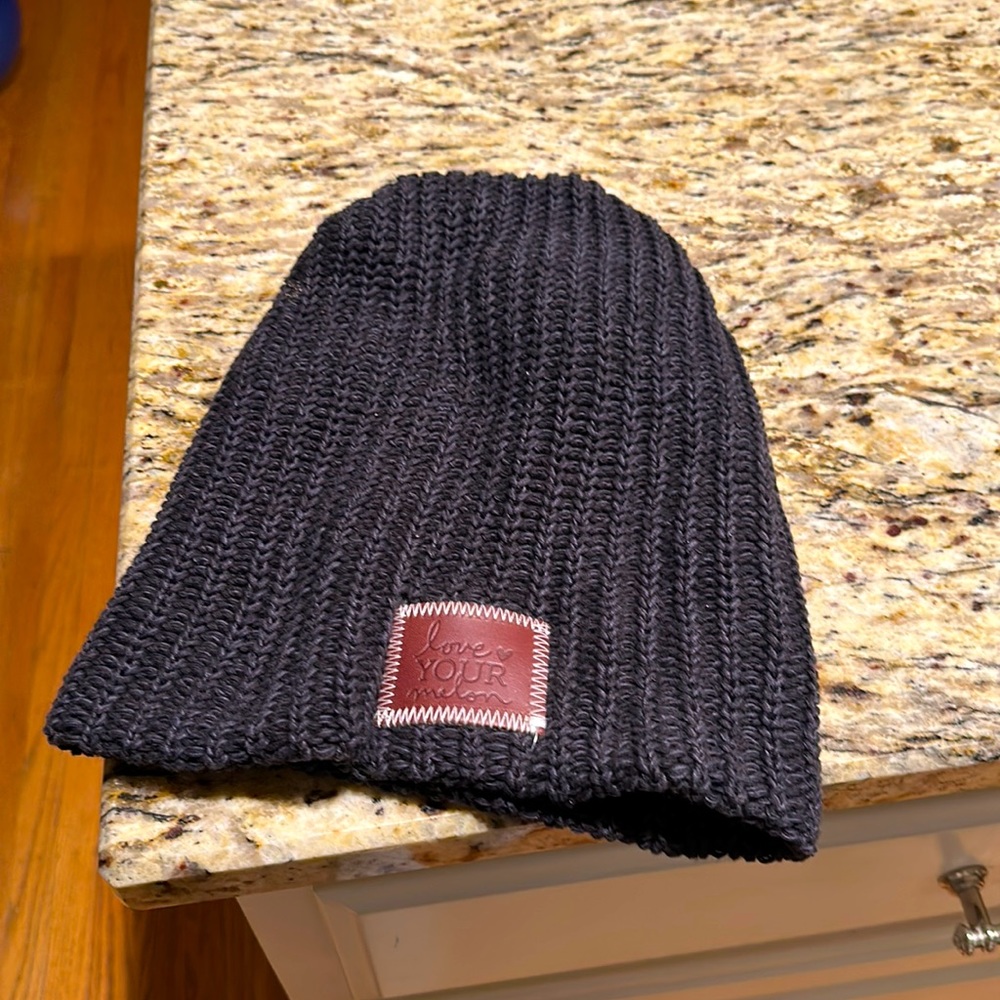 EUC Love Your melon cable knit beanie. Dark grey